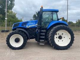 2017 NEW HOLLAND T8.320