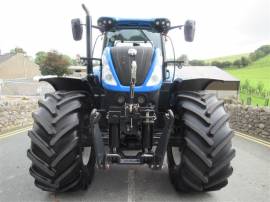 2017 NEW HOLLAND T7.260