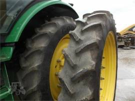 2015 JOHN DEERE 7210R