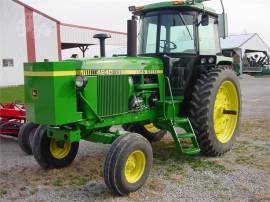 1981 JOHN DEERE 4240