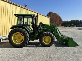 2022 JOHN DEERE 5125R