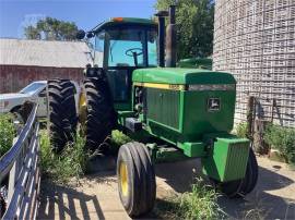 JOHN DEERE 4555