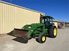 1992 JOHN DEERE 4255