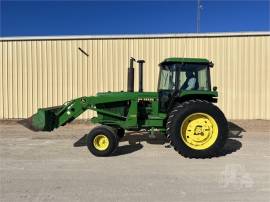 1992 JOHN DEERE 4255