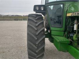 1981 JOHN DEERE 4440H