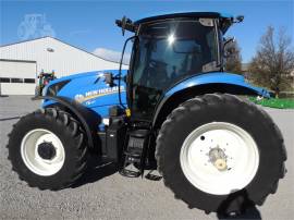 2017 NEW HOLLAND T6.155