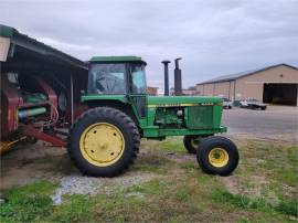 JOHN DEERE 4440