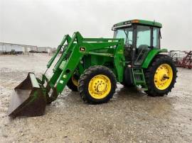 JOHN DEERE 7210