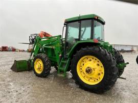 JOHN DEERE 7210