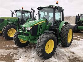 2022 JOHN DEERE 6110M