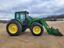 JOHN DEERE 7220