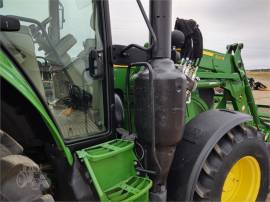 2016 JOHN DEERE 6130M