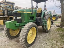 JOHN DEERE 7210