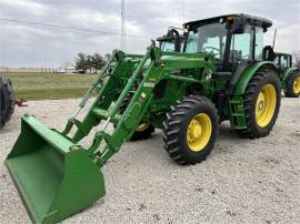 2015 JOHN DEERE 6115D