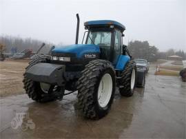 2001 NEW HOLLAND TV140