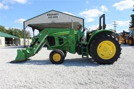 2010 JOHN DEERE 7130