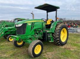 JOHN DEERE 6105D