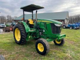 JOHN DEERE 6105D