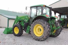 2017 JOHN DEERE 6120M