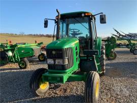 2011 JOHN DEERE 6330