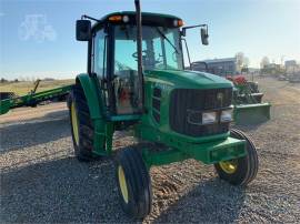 2011 JOHN DEERE 6330