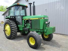 1989 JOHN DEERE 4455