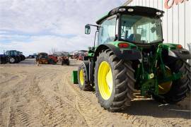 JOHN DEERE 6115R