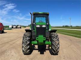 1999 JOHN DEERE 7610