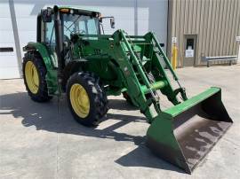 2014 JOHN DEERE 6105M