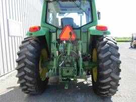 2007 JOHN DEERE 6330