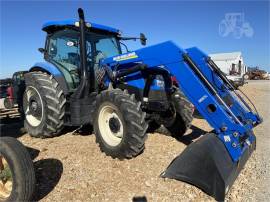 2015 NEW HOLLAND T6.165