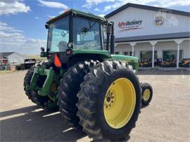 1988 JOHN DEERE 4450