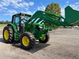 2015 JOHN DEERE 6105M