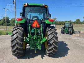 2017 JOHN DEERE 6120M