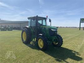 2019 JOHN DEERE 6120E