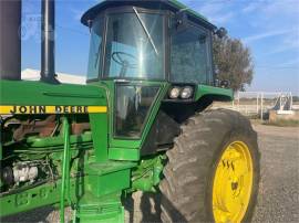 JOHN DEERE 4450