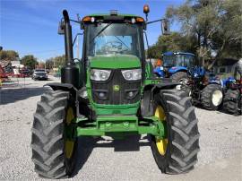 2017 JOHN DEERE 6120M