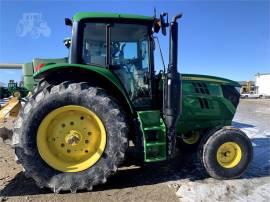 2019 JOHN DEERE 6110M