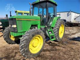 1993 JOHN DEERE 7400