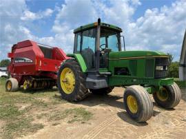 1996 JOHN DEERE 7200