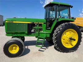 1994 JOHN DEERE 4560