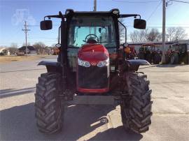 2017 MASSEY FERGUSON 5711