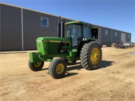 1992 JOHN DEERE 4455