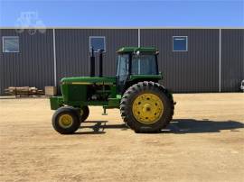 1992 JOHN DEERE 4455