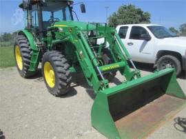 2015 JOHN DEERE 6105D