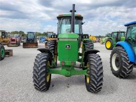 1984 JOHN DEERE 4450