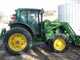 2009 JOHN DEERE 7330