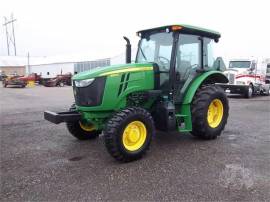 2017 JOHN DEERE 5100E