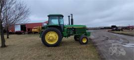 JOHN DEERE 4555