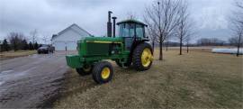 JOHN DEERE 4555